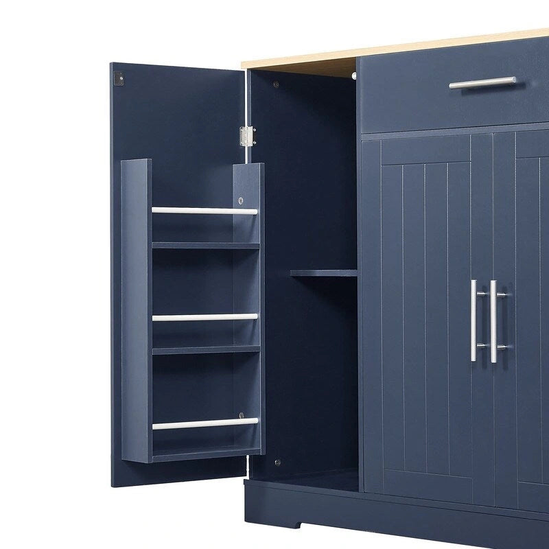 Îlot de cuisine moderne de style campagnard, blanc/bleu marine/noir, 134,6 cm, avec porte de grange, tiroir et meuble de poubelle encastré.