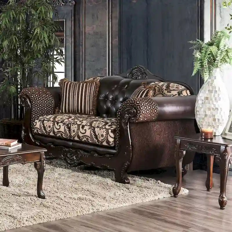 Causeuse traditionnelle capitonnée bordeaux/marron clair/beige avec chenille, similicuir et boiseries sculptées, 2 places